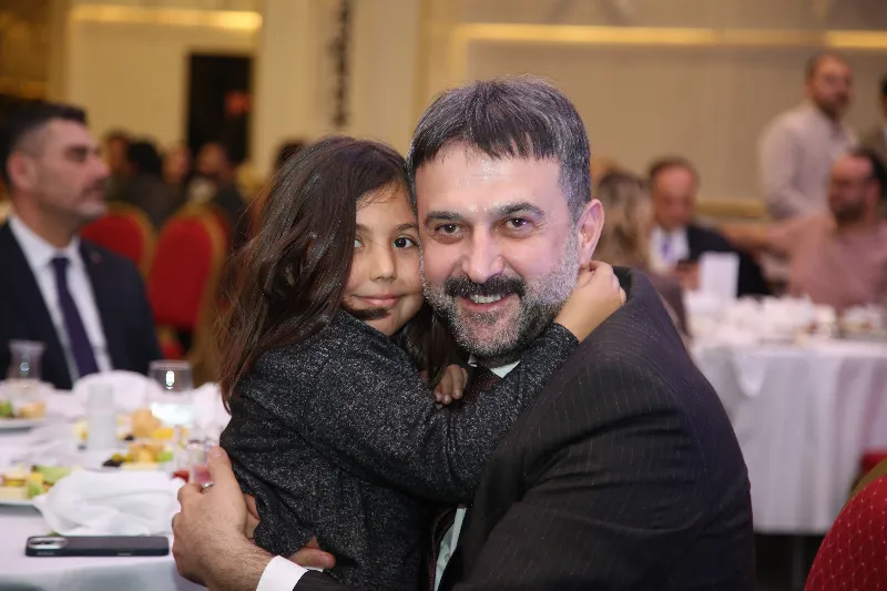 AKK Başkanı Halil İbrahim Yılmaz, ATO 13. Reklam ve Görsel İletişim Faaliyetleri Meslek Komitesi İftar Programına Katıldı — fotoğraf 2