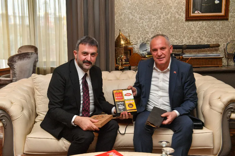 Amasya Taşova Belediye Başkanı Ömer Özalp, AKK Başkanı Halil İbrahim Yılmaz’ı Ziyaret Etti — fotoğraf 6