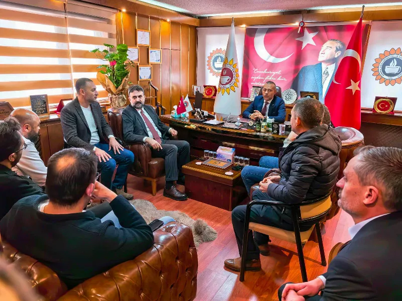 AKK Başkanı Halil İbrahim Yılmaz, Ankara Kurukahveciler ve Kuruyemişçiler Esnaf Odası Başkanı Aytaç Sevimli’yi Ziyaret etti — fotoğraf 6