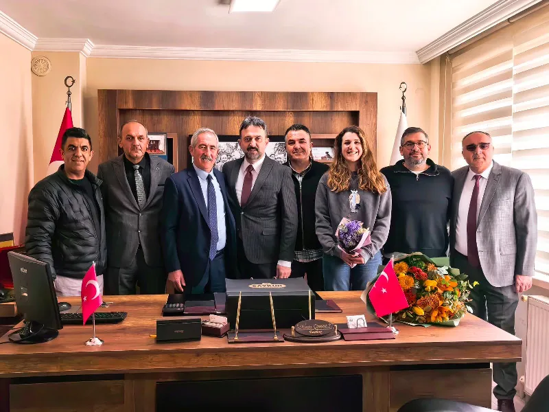 AKK Başkanı Halil İbrahim Yılmaz, Ankara Çiçekçiler Esnaf Odası’nı Ziyaret Etti — fotoğraf 2