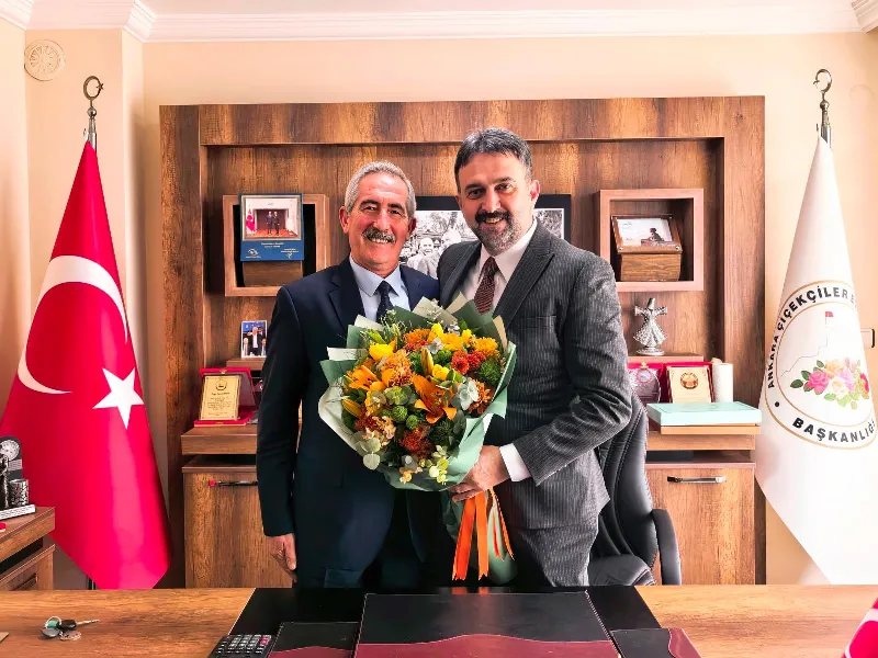 AKK Başkanı Halil İbrahim Yılmaz, Ankara Çiçekçiler Esnaf Odası’nı Ziyaret Etti — fotoğraf 4