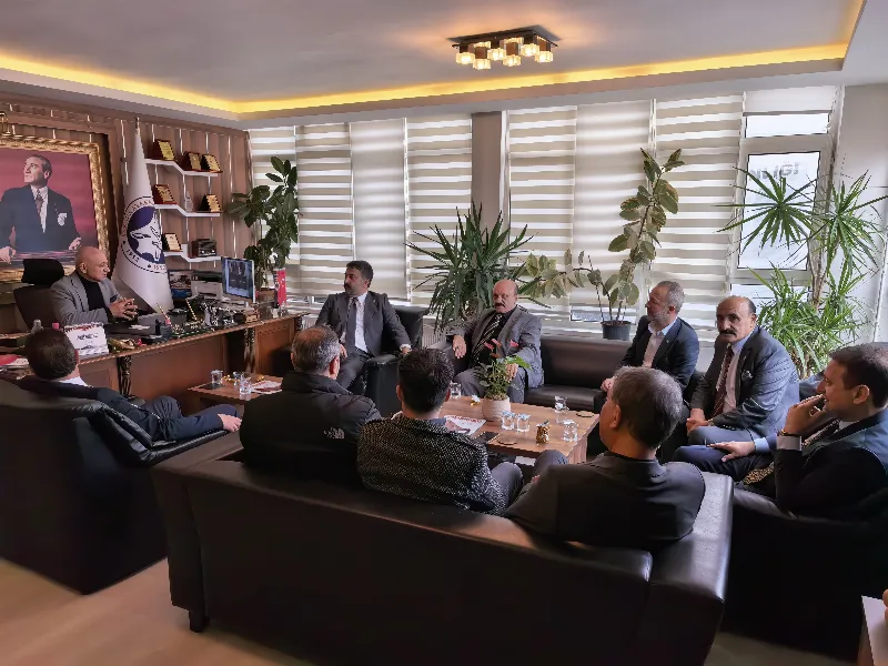 Ankara Umum Ayakkabıcılar ve Çantacılar Esnaf Odası Başkanı Hüseyin Uzun’a Hayırlı Olsun Ziyareti — fotoğraf 4