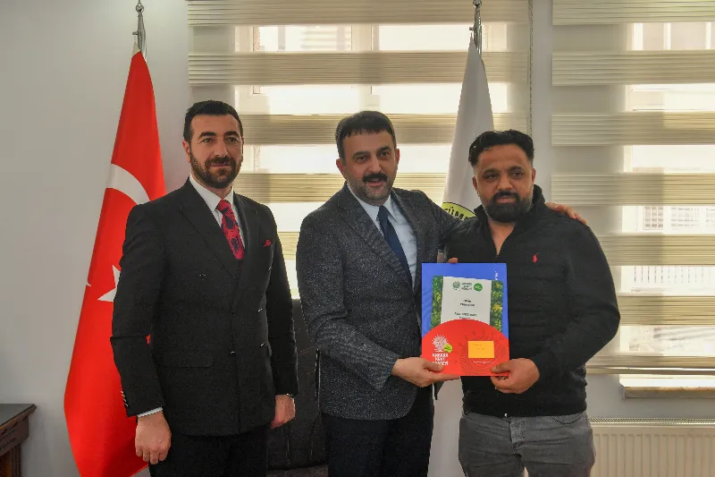 AKK Başkanı Halil İbrahim Yılmaz’dan Ankara Tuhafiye Parfümeri Ve Billuriyeciler Esnaf Odası Başkanı Levent Sağlam’a Hayırlı Olsun Ziyareti — fotoğraf 5