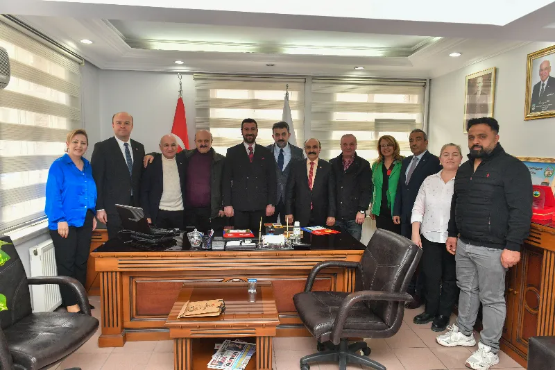 AKK Başkanı Halil İbrahim Yılmaz’dan Ankara Tuhafiye Parfümeri Ve Billuriyeciler Esnaf Odası Başkanı Levent Sağlam’a Hayırlı Olsun Ziyareti — fotoğraf 6