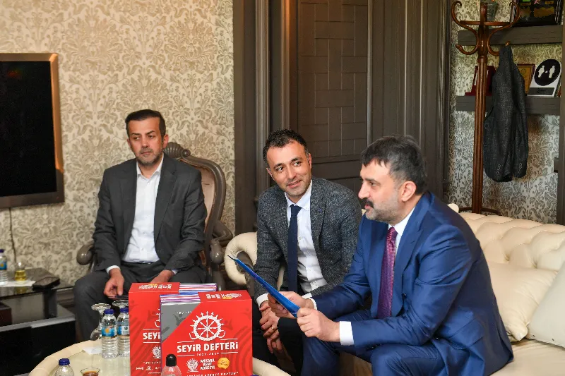(ANKÜ) Ankara Üniversitesi Geliştirme Vakfı Okulları Müdür Yardımcısı Seda Yıldız Ve Beraberindeki Heyet AKK Başkanı Halil İbrahim Yılmaz’ı Makamında Ziyaret Etti — fotoğraf 4