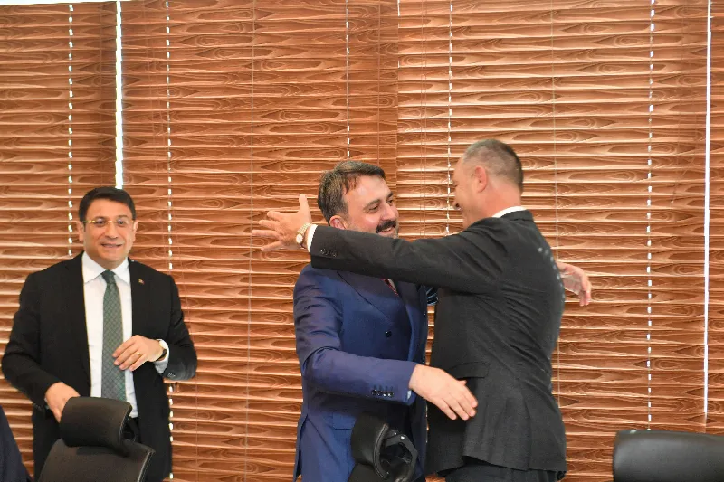 AKK Başkanı Halil İbrahim Yılmaz Beraberindeki Heyet İle Birlikte Deva Partisi Genel Başkanı Ali Babacan’ı Ziyaret Etti — fotoğraf 2