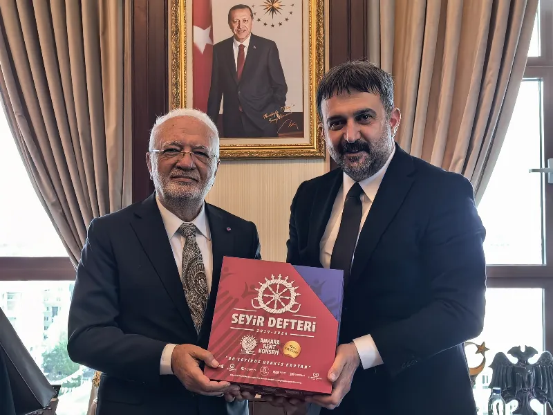 AKK Başkanı Halil İbrahim Yılmaz Ak Parti Genel Başkan Vekili Mustafa Elitaş’ı Ziyaret Etti — fotoğraf 9
