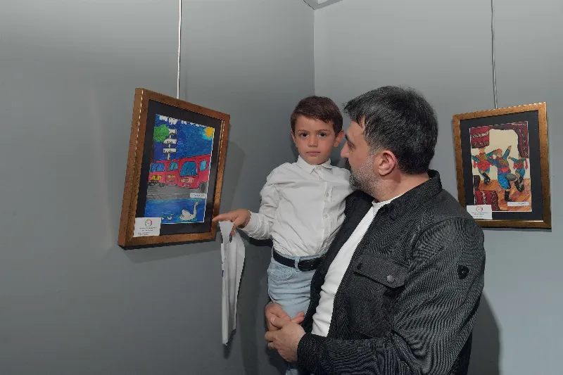 AKK “Başkentte Çocukların Gözünden Ankara” Sergisine Kapılarını Açtı — fotoğraf 9