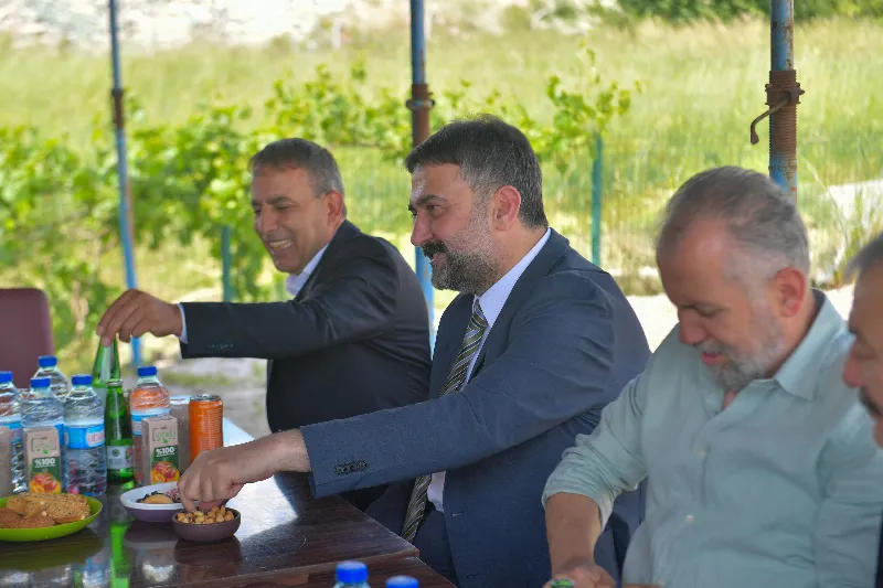 AKK Başkanı Halil İbrahim Yılmaz Ankara Taşcı Mermer Mezar Ustaları Ve Sanatkarlar Odası Başkanı Hakan Sarıkaya’yı Ziyaret Etti — fotoğraf 4