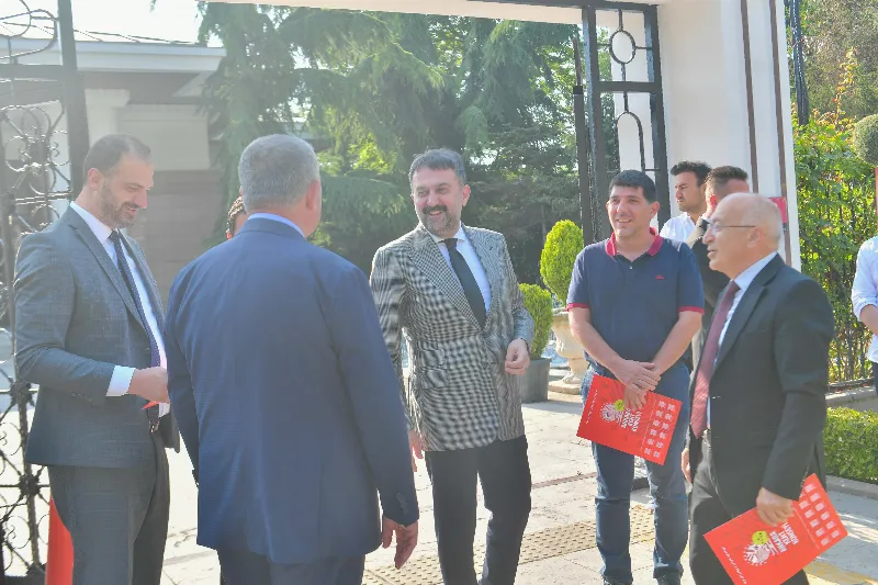 AOSB Başkanı Hüseyin Kutsi Tuncay Ve Beraberindeki Heyet AKK Başkanı Halil İbrahim Yılmaz’ı Makamında Ziyaret Etti — fotoğraf 17