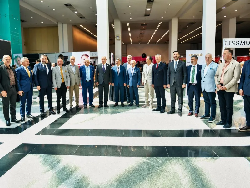 AKK Başkanı Halil İbrahim Yılmaz Hazır Giyim Ve Moda Fuarı Açılışına Katıldı — fotoğraf 2