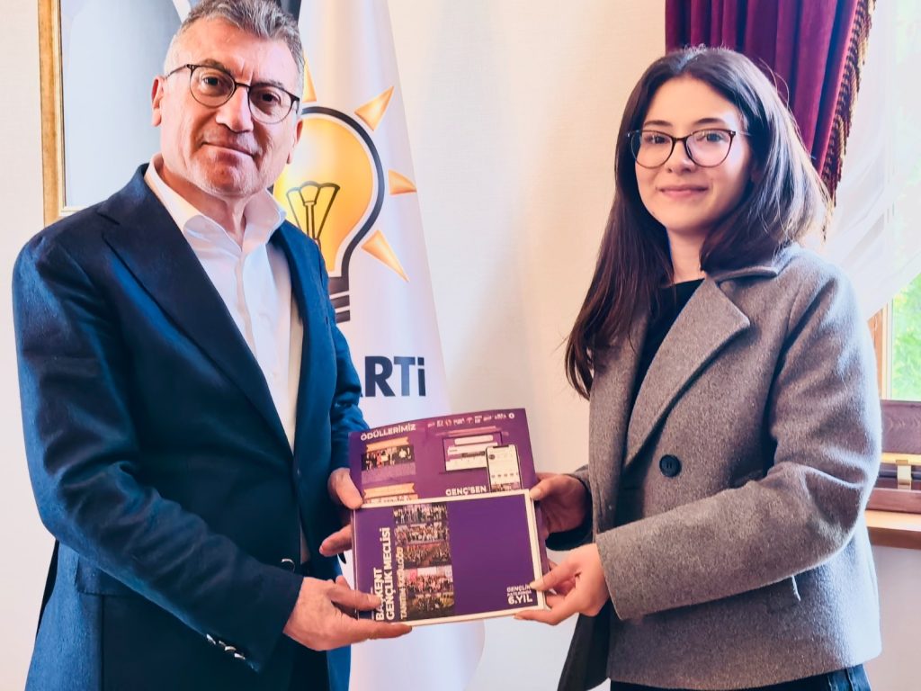 ANKARA KENT KONSEYİ BAŞKANI HALİL İBRAHİM YILMAZ AK PARTİ TBMM GRUP BAŞKANI ABDULLAH GÜLER’İ ZİYARET ETTİ — fotoğraf 2