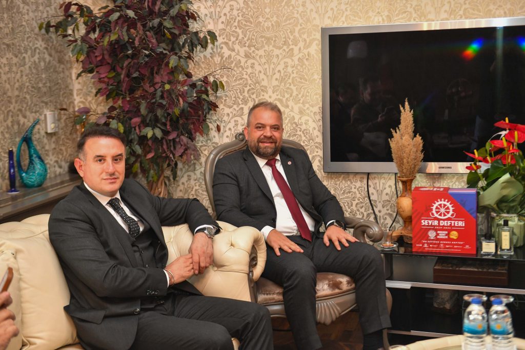 AKK Başkanı Halil İbrahim Yılmaz, TİYSAT Yönetim Kurulu Başkanı Erdinç Yaşrin Ve Beraberindeki Heyeti Ağırladı — fotoğraf 2