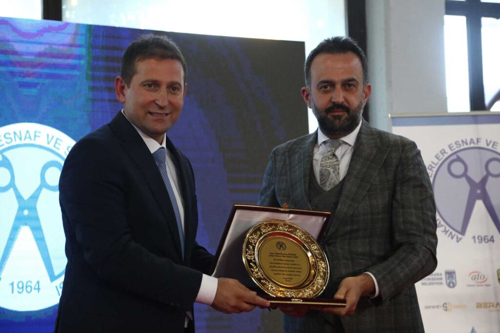 ATO Başkan Yardımcısı Yılmaz, Kozmetik Hijyen ve Güzellik Günleri Fuarında — fotoğraf 4