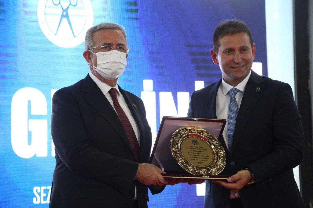 ATO Başkan Yardımcısı Yılmaz, Kozmetik Hijyen ve Güzellik Günleri Fuarında — fotoğraf 5