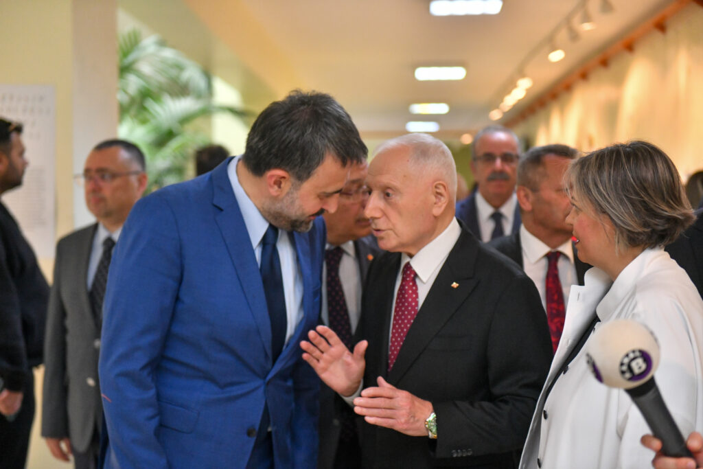 Başkent Üniversitesi İletişim Fakültesi Tarafından Düzenlenen 8. Karma Sergi — fotoğraf 2