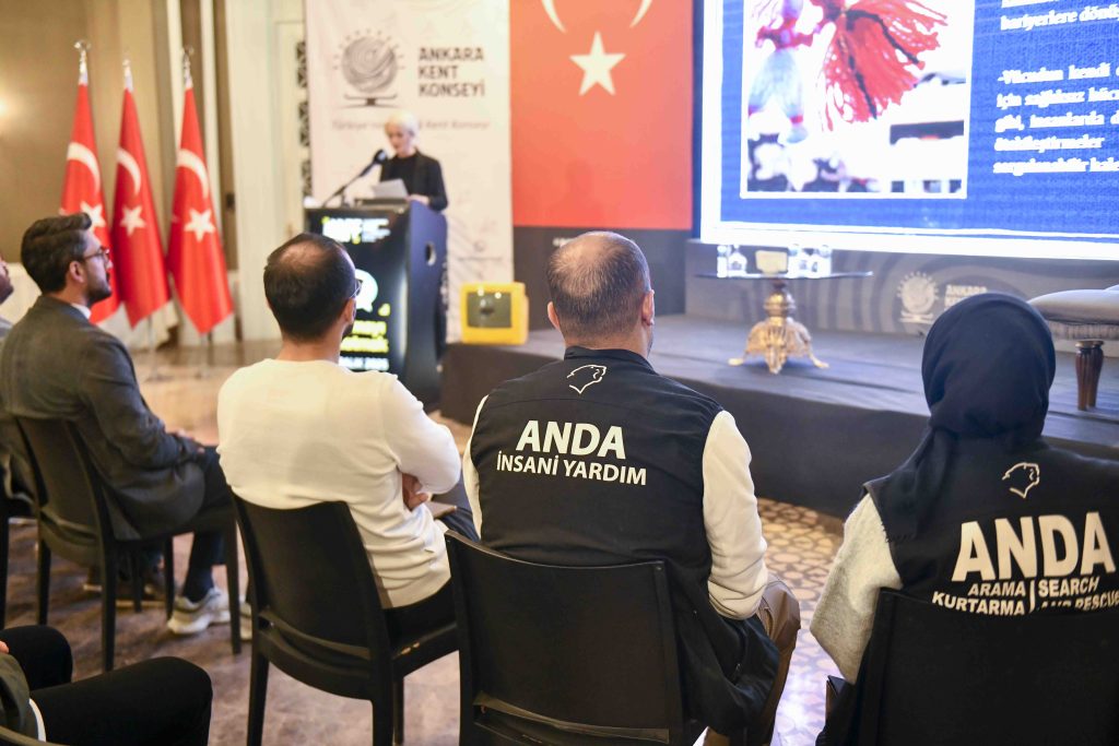 Travmanın Sinemadaki ve Toplumdaki Yansımaları AKK’de Konuşuldu — fotoğraf 3