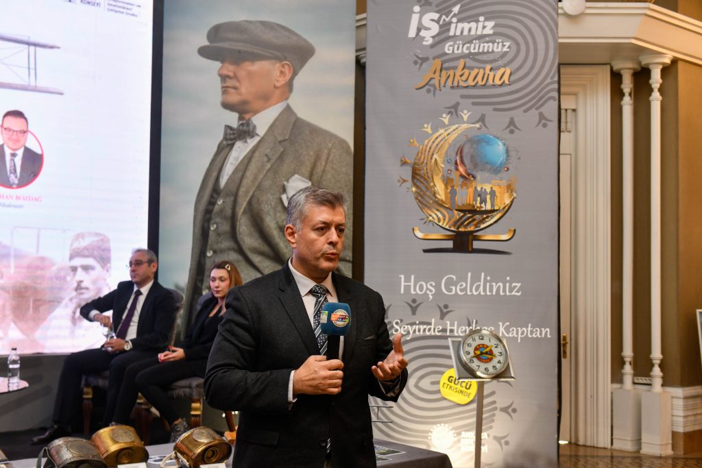 AKK’de Havacılık Kahamanı VECİHİ HÜRKUŞ’un İizlerine Işık Tutan Panel ve Sergi — fotoğraf 23
