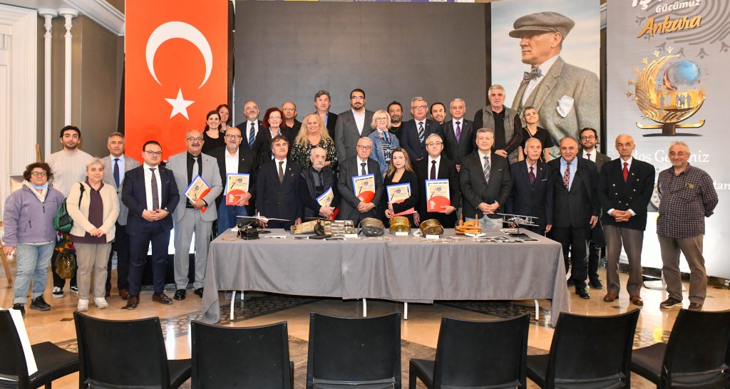 AKK’de Havacılık Kahamanı VECİHİ HÜRKUŞ’un İizlerine Işık Tutan Panel ve Sergi — fotoğraf 25