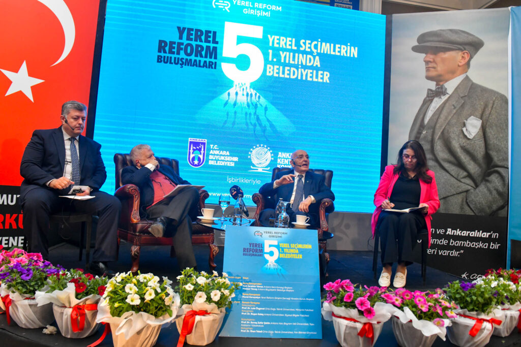 Yerel Seçimlerin 1’inci Yılında Belediyeler Paneline AKK’den Ev Sahipliği — fotoğraf 10