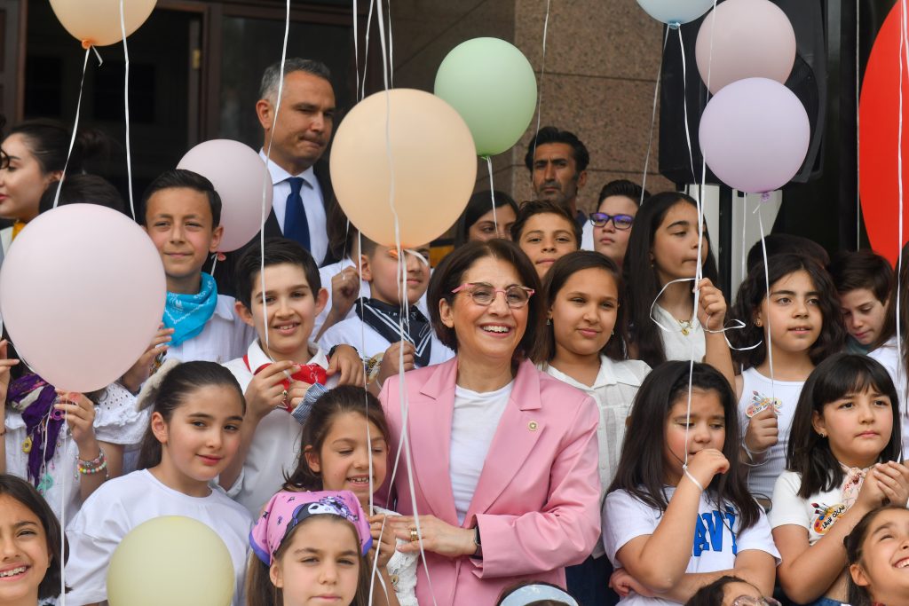 Minik Ellerden Çıkan Eserler, AKK’de Başkentli Sanatseverlerle Buluştu — fotoğraf 3