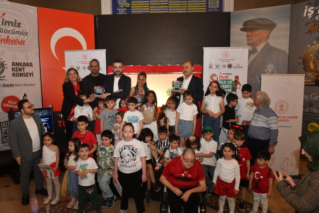 AKK’de Karagöz ve Hacivat Oyunu Çocuklarla Buluştu — fotoğraf 1
