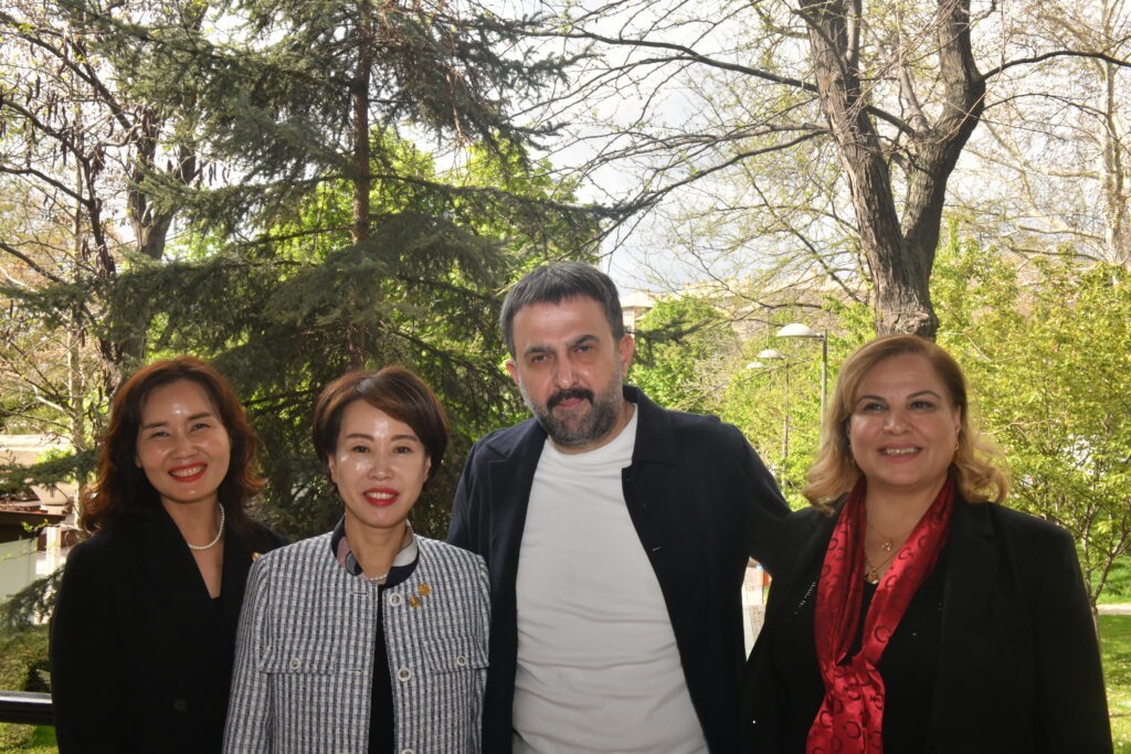 AKK’de Karagöz ve Hacivat Oyunu Çocuklarla Buluştu — fotoğraf 6
