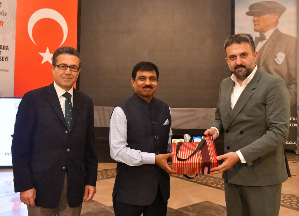 Hindistan Türkiye Büyükelçisi Mukhtesh Pardeshi’den AKK’ye Ziyaret — fotoğraf 10