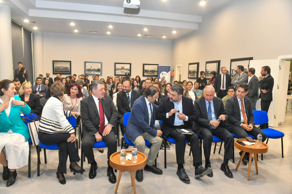 Kariyer Planlama ve İstihdam Fuarı — fotoğraf 3