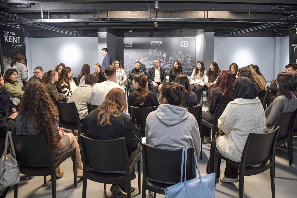 Özyeğin Üniversitesi İdealist Hukukçular Kulübü’nden AKK Başkanı Halil İbrahim Yılmaz’a Ziyaret — fotoğraf 7