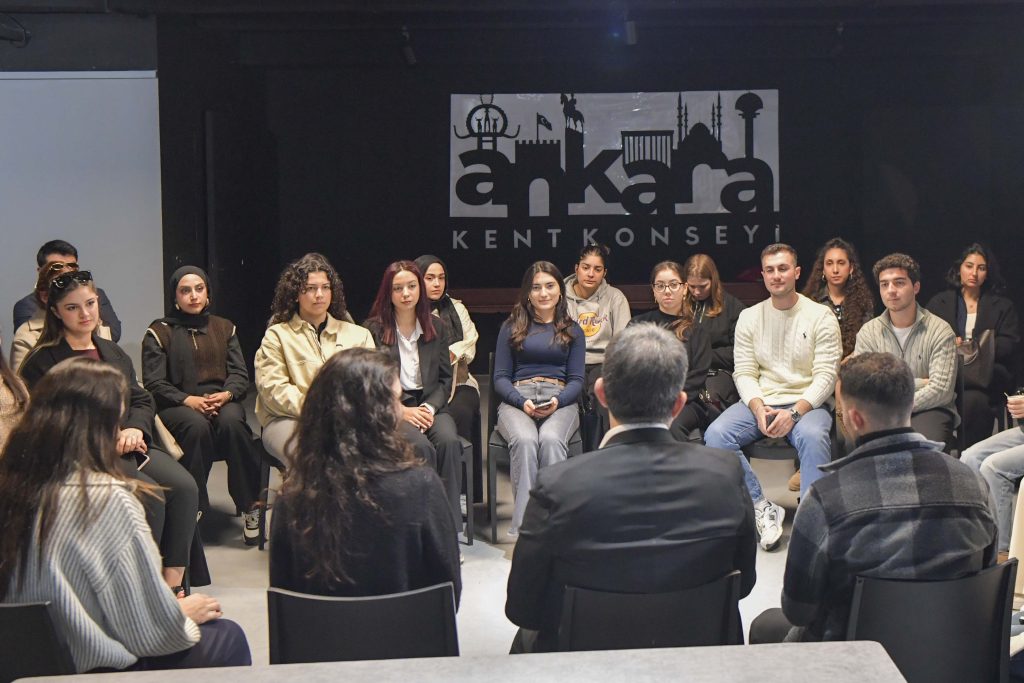 Özyeğin Üniversitesi İdealist Hukukçular Kulübü’nden AKK Başkanı Halil İbrahim Yılmaz’a Ziyaret — fotoğraf 9