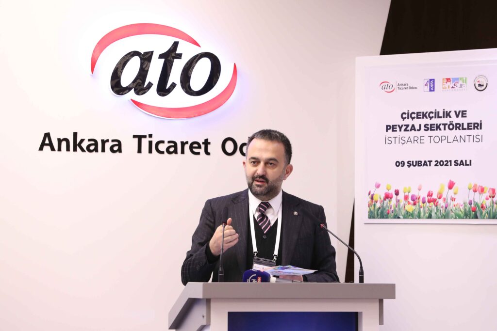 Halil İbrahim Yılmaz, Çiçekçilik ve Peyzaj Sektörleri Toplantısında — fotoğraf 2