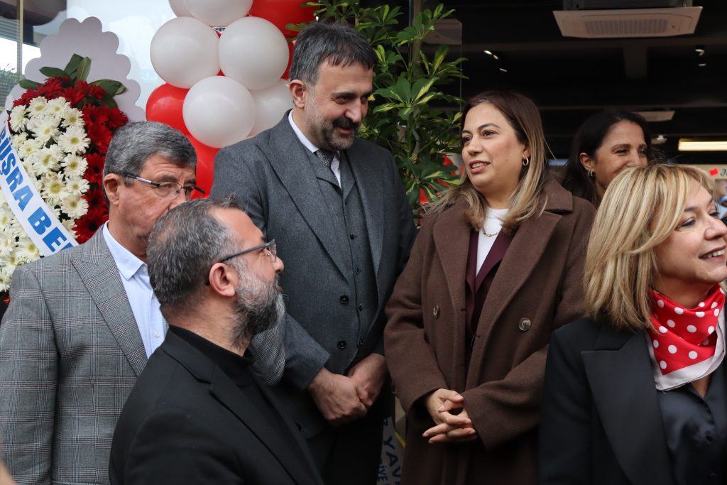 AKK Başkanı Halil İbrahim Yılmaz “Arçelik Siteler Bayii Açılış Töreni”ne Katıldı — fotoğraf 5