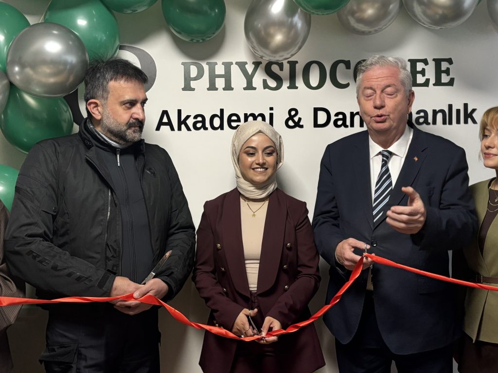 AKK Başkanı Halil İbrahim Yılmaz Physiocoree Açılışına Katıldı — fotoğraf 2