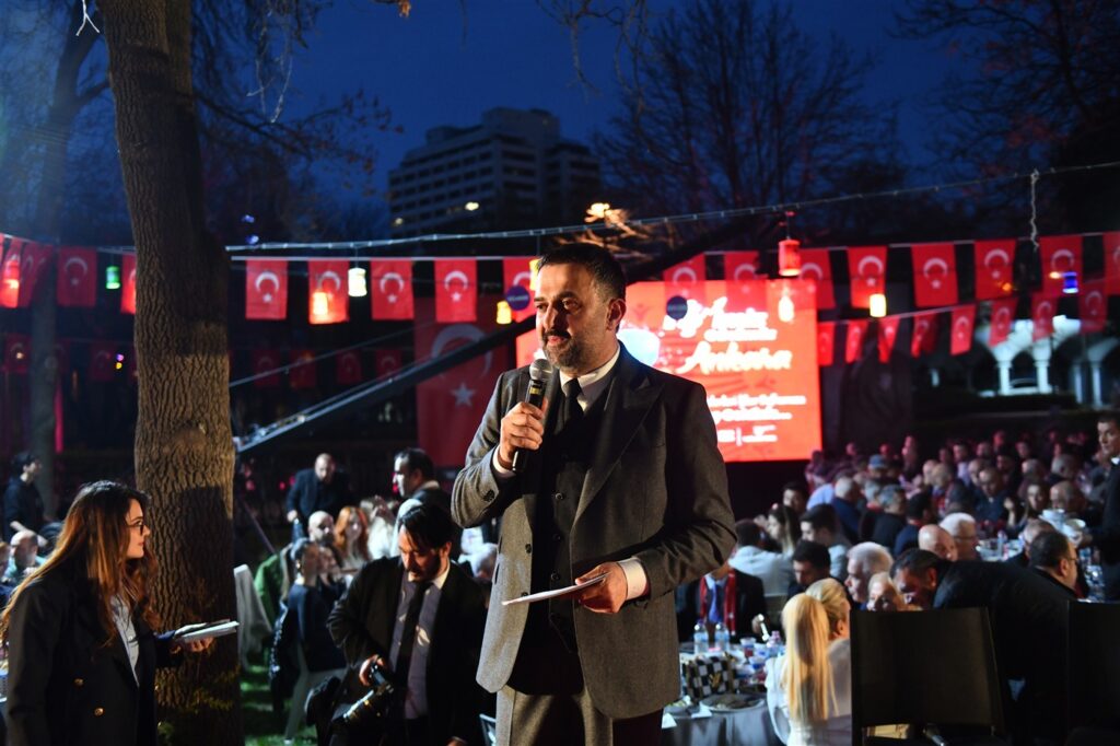 2025’in Son İftarında Sivil Toplum Kuruluşlarının Temsilcileri, Gençler, Sporcular ve Bürokratlar AKK’nin Dostluk Sofrasında Buluştu — fotoğraf 30