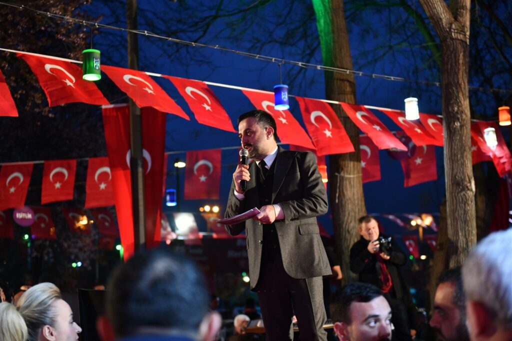 2025’in Son İftarında Sivil Toplum Kuruluşlarının Temsilcileri, Gençler, Sporcular ve Bürokratlar AKK’nin Dostluk Sofrasında Buluştu — fotoğraf 31