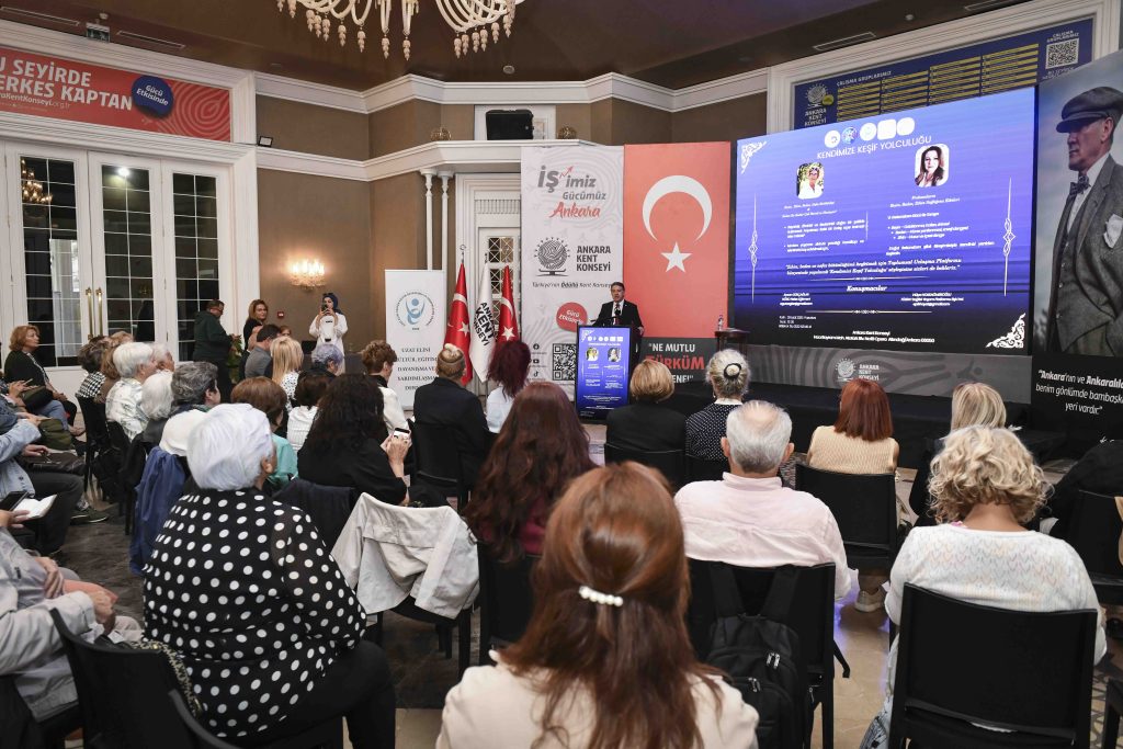 AKK’de “Kendimize Keşif Yolculuğu” Paneliyle Bilinçaltına Yolculuk — fotoğraf 6