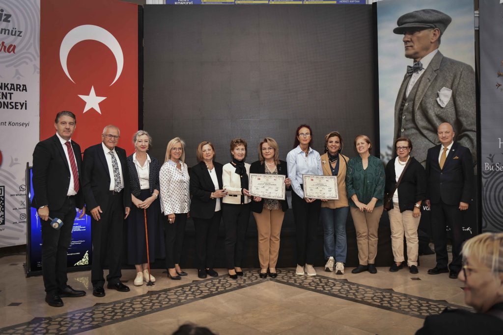 AKK’de “Kendimize Keşif Yolculuğu” Paneliyle Bilinçaltına Yolculuk — fotoğraf 22