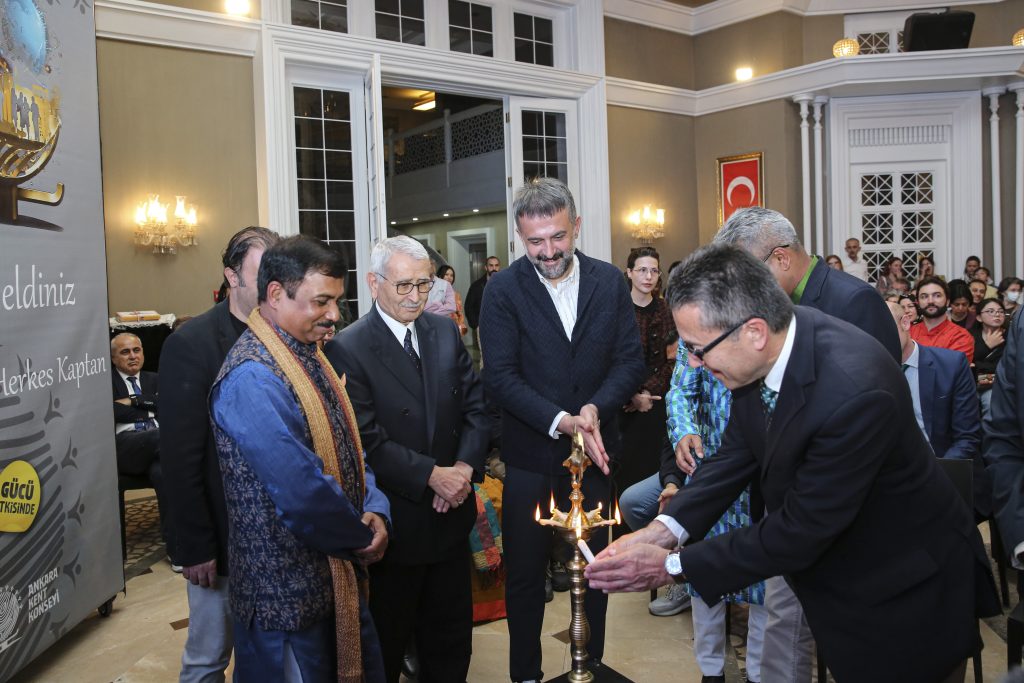 Hindistan ile Ankara Arasında Kültürel Diplomasi Köprüsü! ‘Diwali Bayramı’ — fotoğraf 17