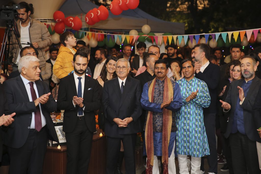 Hindistan ile Ankara Arasında Kültürel Diplomasi Köprüsü! ‘Diwali Bayramı’ — fotoğraf 26