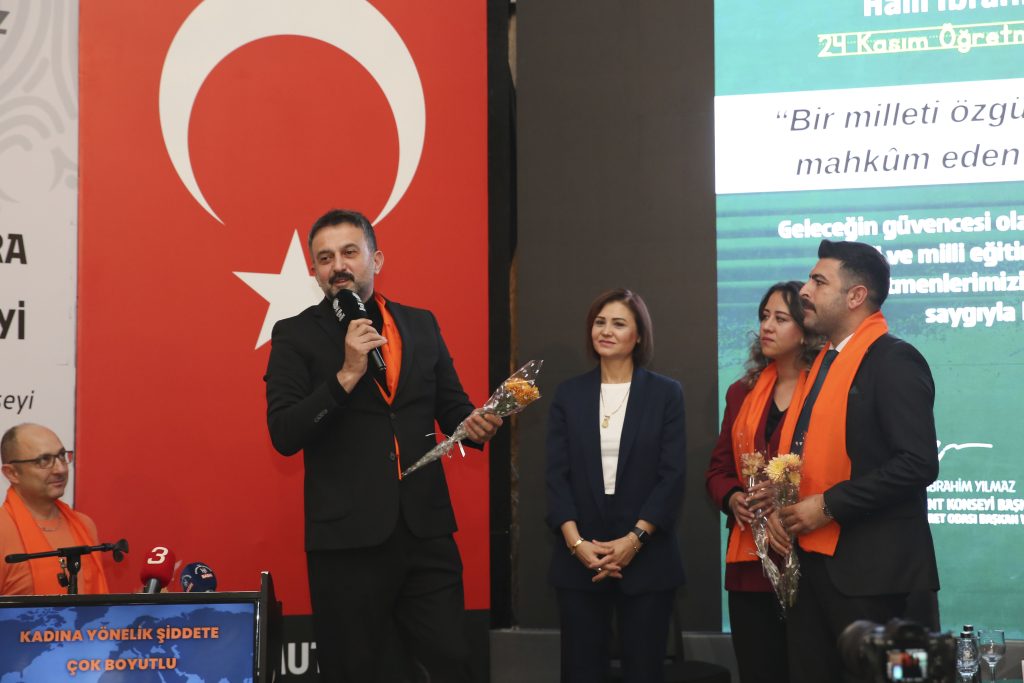 AKK’de Kadına Yönelik Şiddete Karşı Anlamlı Farkındalık: Turuncu Balonlar Gökyüzüne Bırakıldı! — fotoğraf 16
