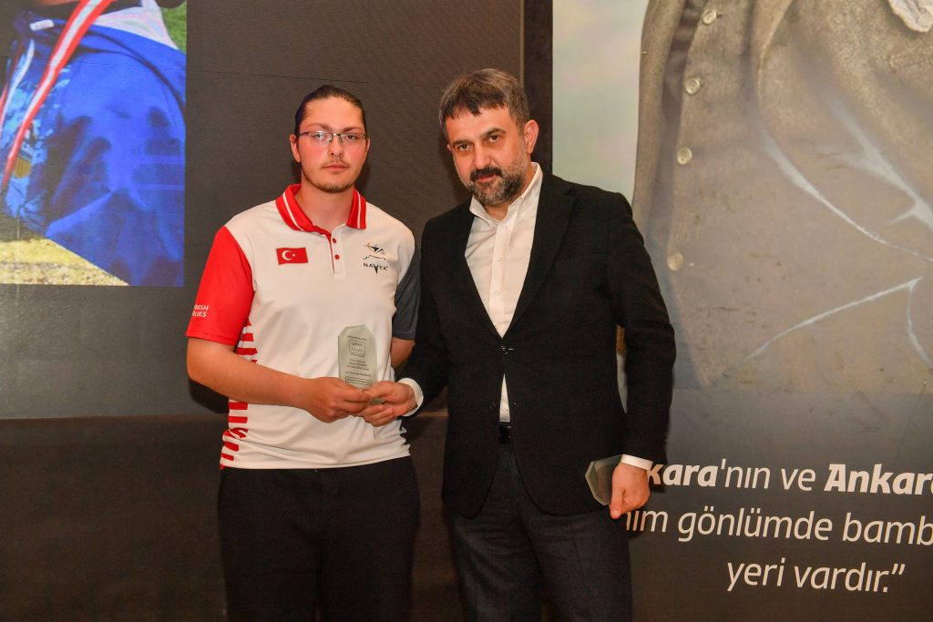 AKK’de Spor Dallarında Ülkemiz Temsilcilerine Ödül Töreni Düzenlendi — fotoğraf 9
