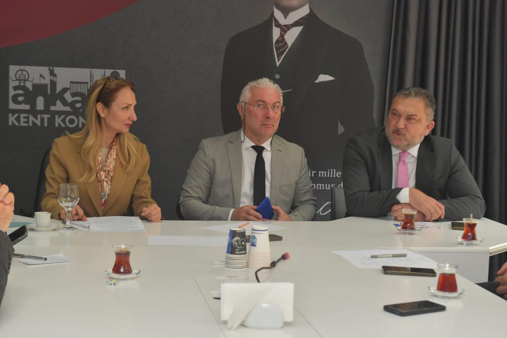 Aylin Nazlıaka Akk Engelli Meclisi’ni Ziyaret etti. — fotoğraf 6