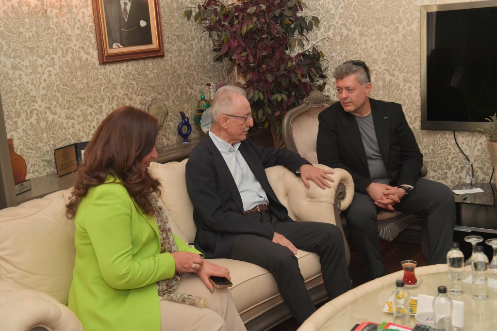 AKK Türk Siyasetinin Mihenk Taşlarından Murat Karayalçın’ı Ağırladı — fotoğraf 4