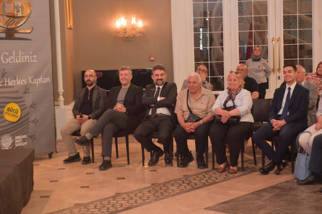 AKK Türk Siyasetinin Mihenk Taşlarından Murat Karayalçın’ı Ağırladı — fotoğraf 12
