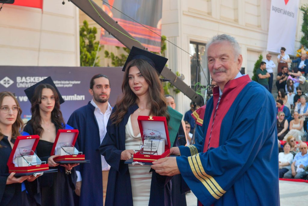 AKK Başkanı Halil İbrahim Yılmaz Başkent Üniversitesi — fotoğraf 23