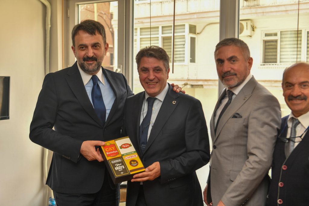 AKK Başkanı Halil İbrahim Yılmaz Ankara Fotığrafçılar Esnaf Ve Sanatkarlar Odası Başkanı Fevzi Gündoğdu’ya Tebrik Ziyareti — fotoğraf 6