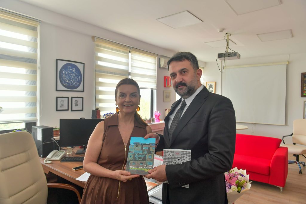 Akk Başkanı Halil İbrahim Yılmaz “Ortak Akılla Yeşil Başkent: Ankara’nın Çevre Vizyonu” Başlıklı Söyleşi Programına Katıldı — fotoğraf 12