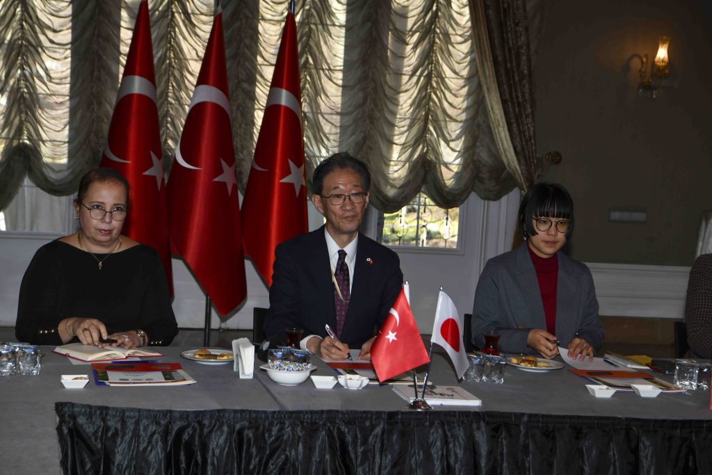 AKK, Diplomatik Temaslarına Bir Yenisi Daha Eklendi — fotoğraf 5