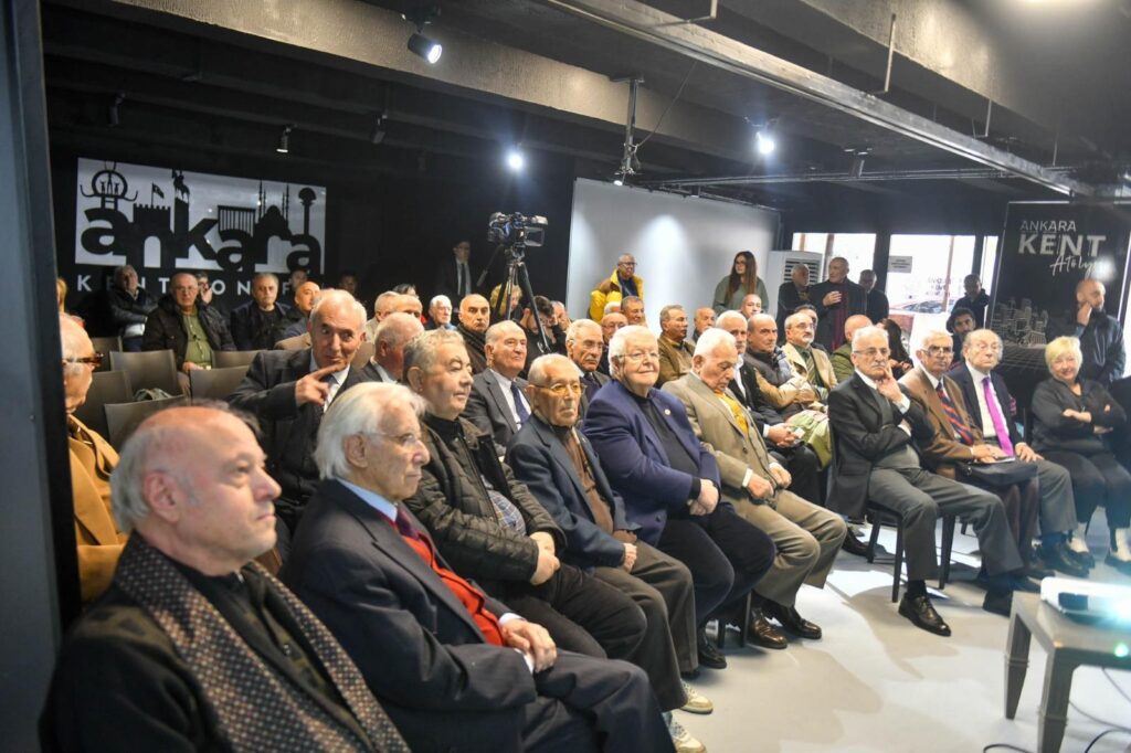 AKK’de Söz Eski Bakan Ali Naili Erdem’deydi — fotoğraf 5